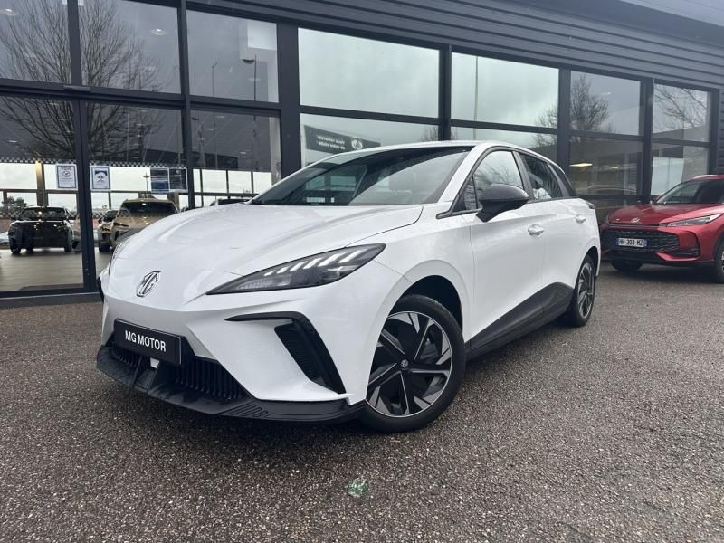 Théobald Occasion MG MG4 berline electique blanc